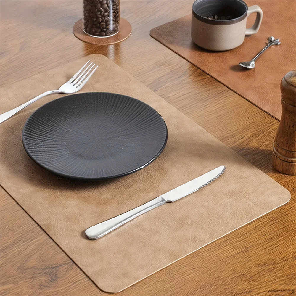 Kunstleder Tischsets Set 🍽️ – Quadratisch, isolierend für Küche, Esszimmer & Restaurant (1/4/6 Stück)