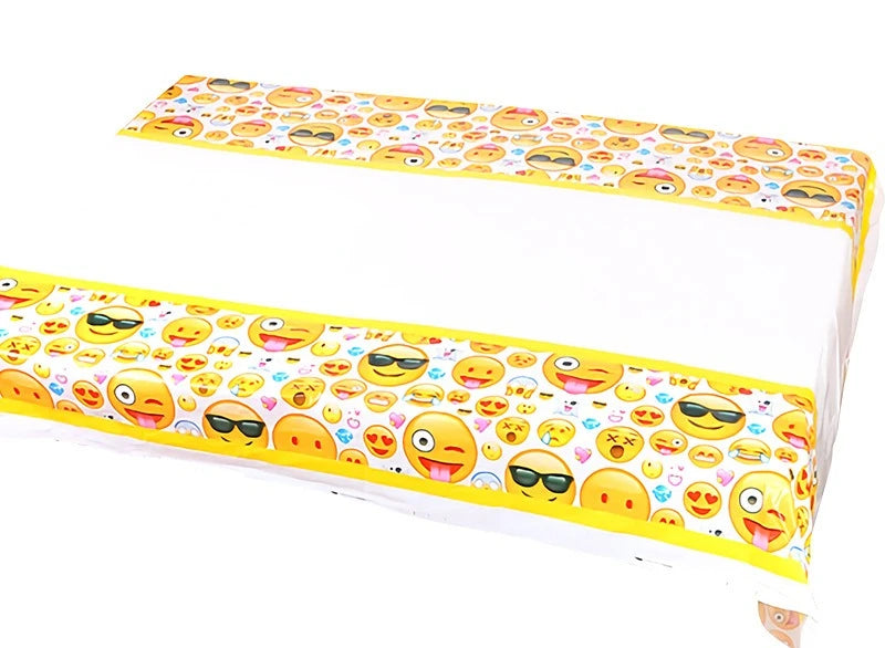 136-teiliges Emoji-Partygeschirr-Set mit lächelnden Gesichtern, Pappbecher und -teller, Einweggeschirr für Geburtstage, Feste und Feiern, Partydekoration