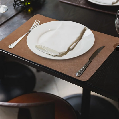 Kunstleder Tischsets Set 🍽️ – Quadratisch, isolierend für Küche, Esszimmer & Restaurant (1/4/6 Stück)